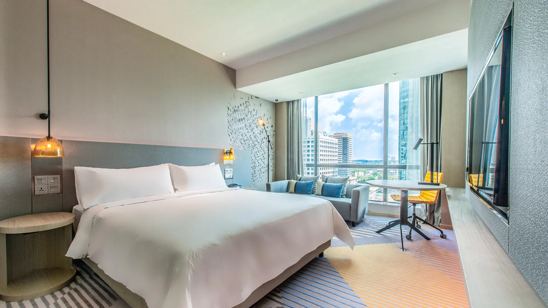 Holiday Inn Johor Bahru City Centre By Ihg Hotel