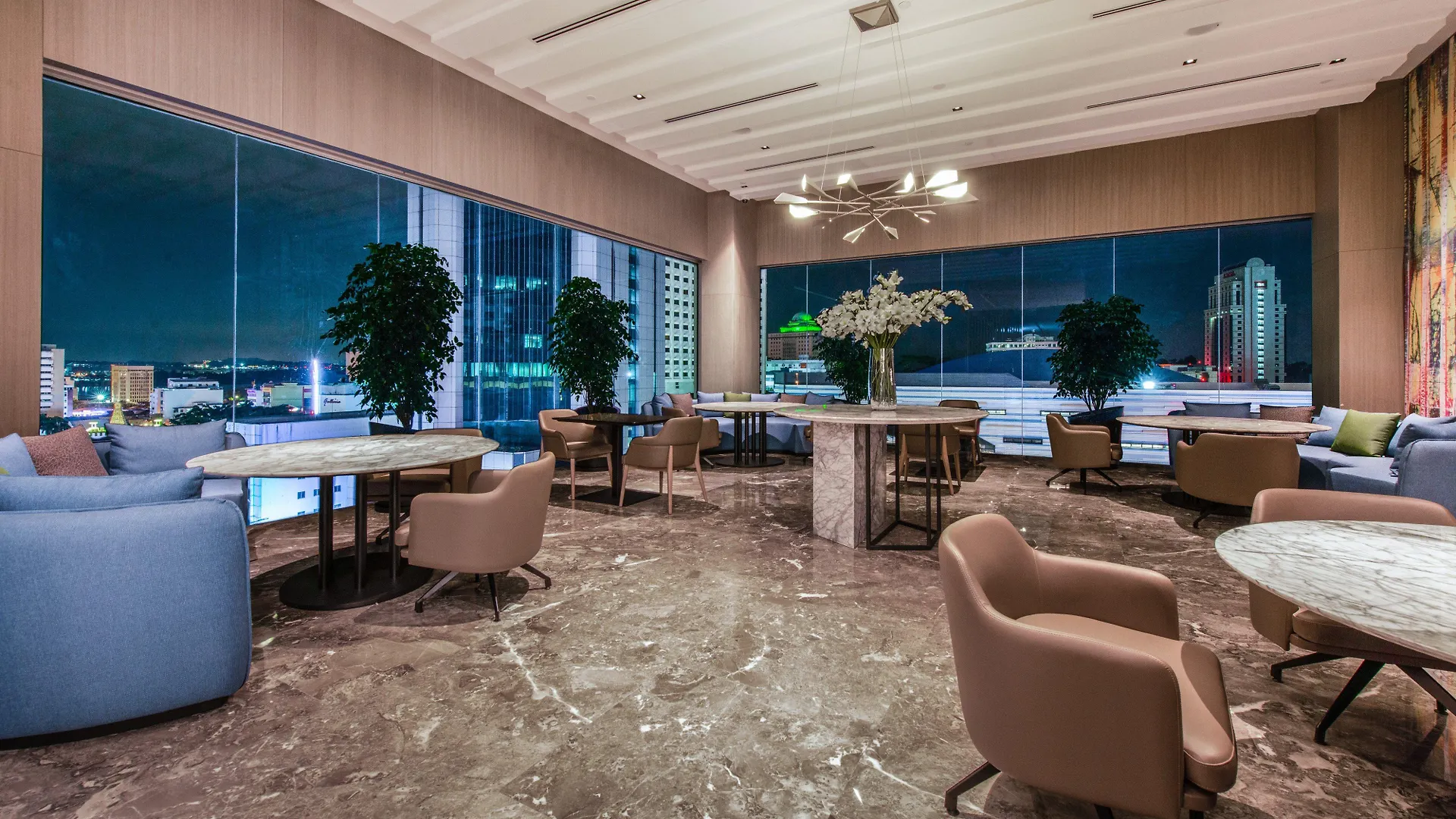 Holiday Inn Johor Bahru City Centre By Ihg