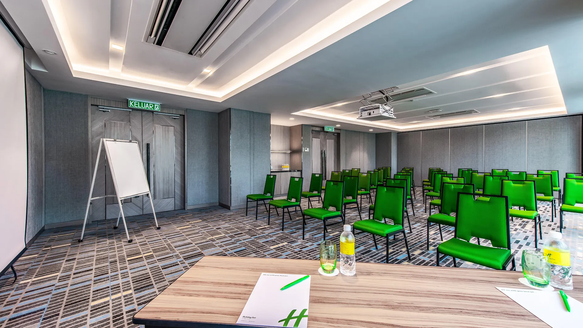 Holiday Inn Johor Bahru City Centre By Ihg 호텔