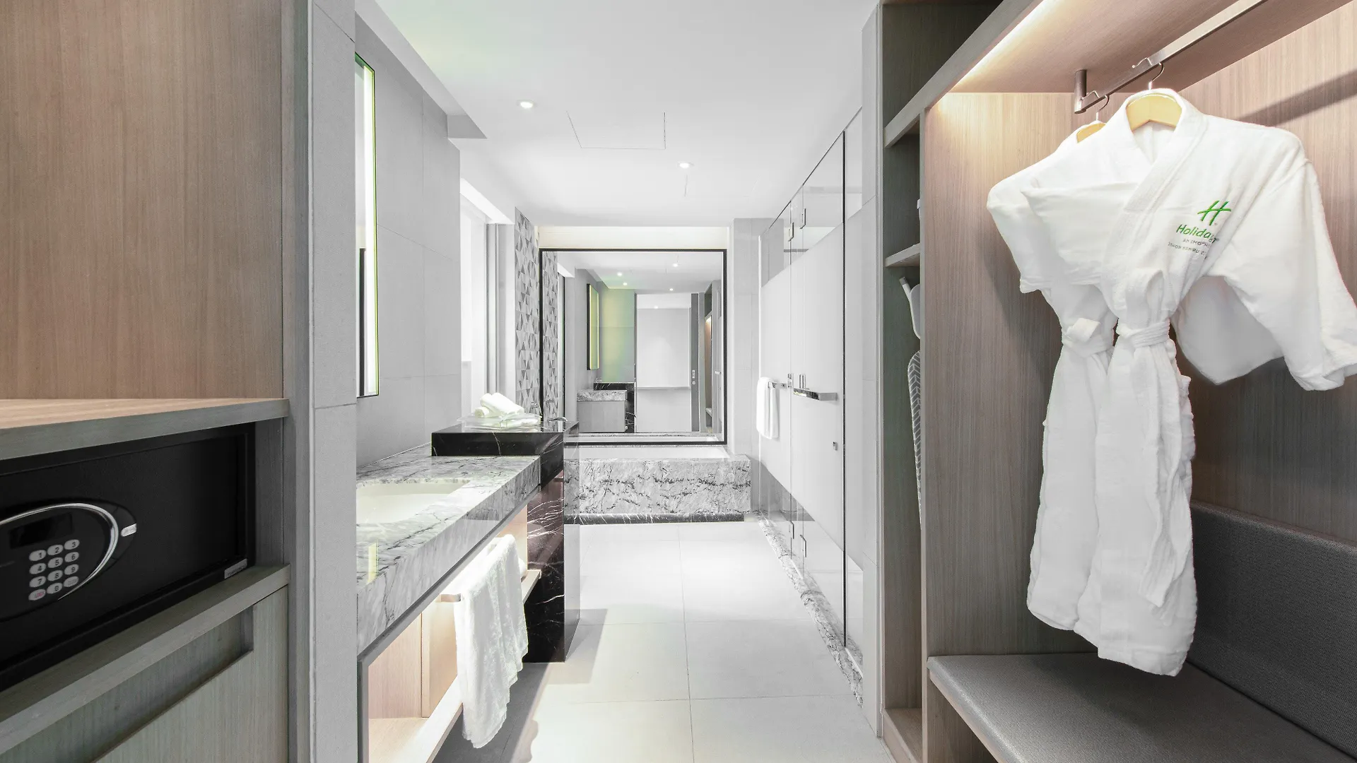 Holiday Inn Johor Bahru City Centre By Ihg